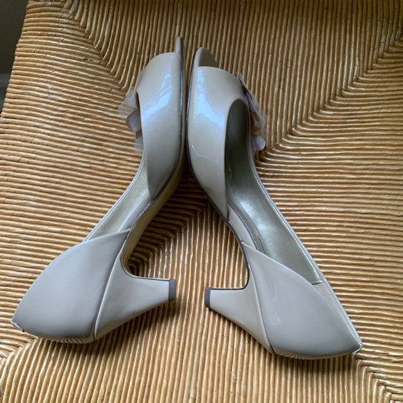 Bandolino Pemberly Women’s Nude Heels - Size 6 - Picture 5 of 12